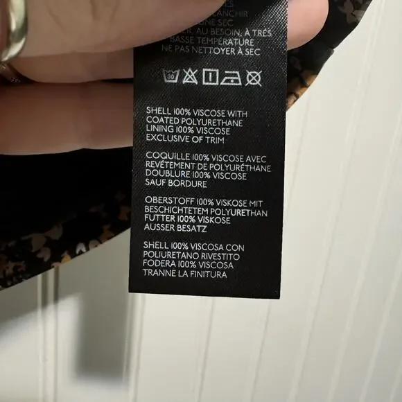 Anthropologie Maeve Floral Faux Leather Mini Skirt Side Slit Size 8 - Picture 5 of 6